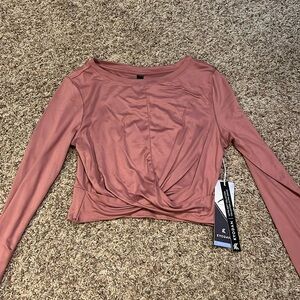 Women’s workout top